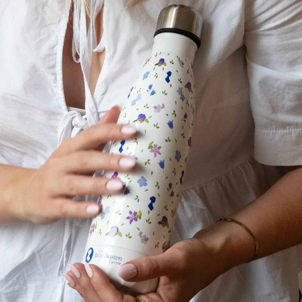 Jane Austen Floral Water Bottle - Image 5