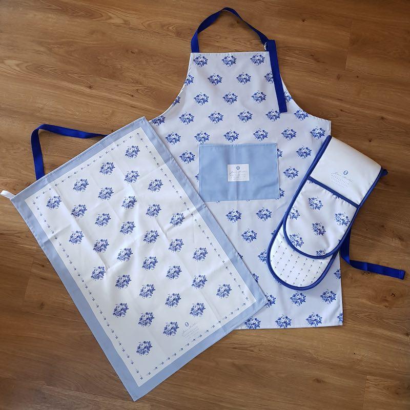 Jane Austen Netherfield Apron - Image 2