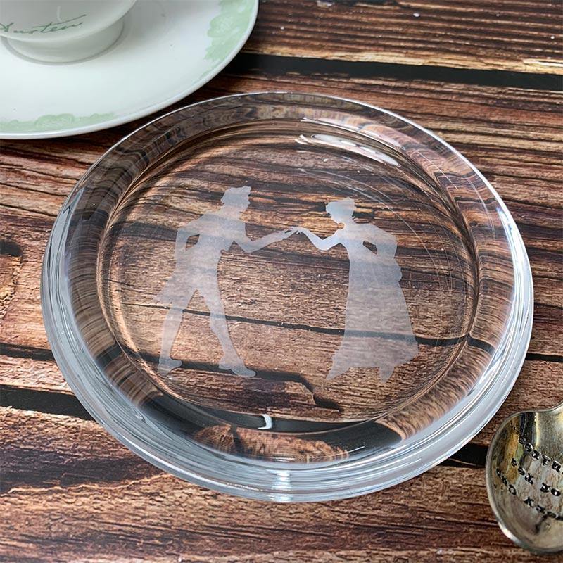 Jane Austen Glass Coaster - Mr Darcy & Elizabeth Bennet Design