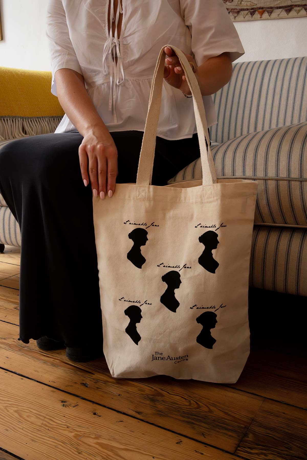 L'aimable Jane Cotton Tote Bag - Image 3