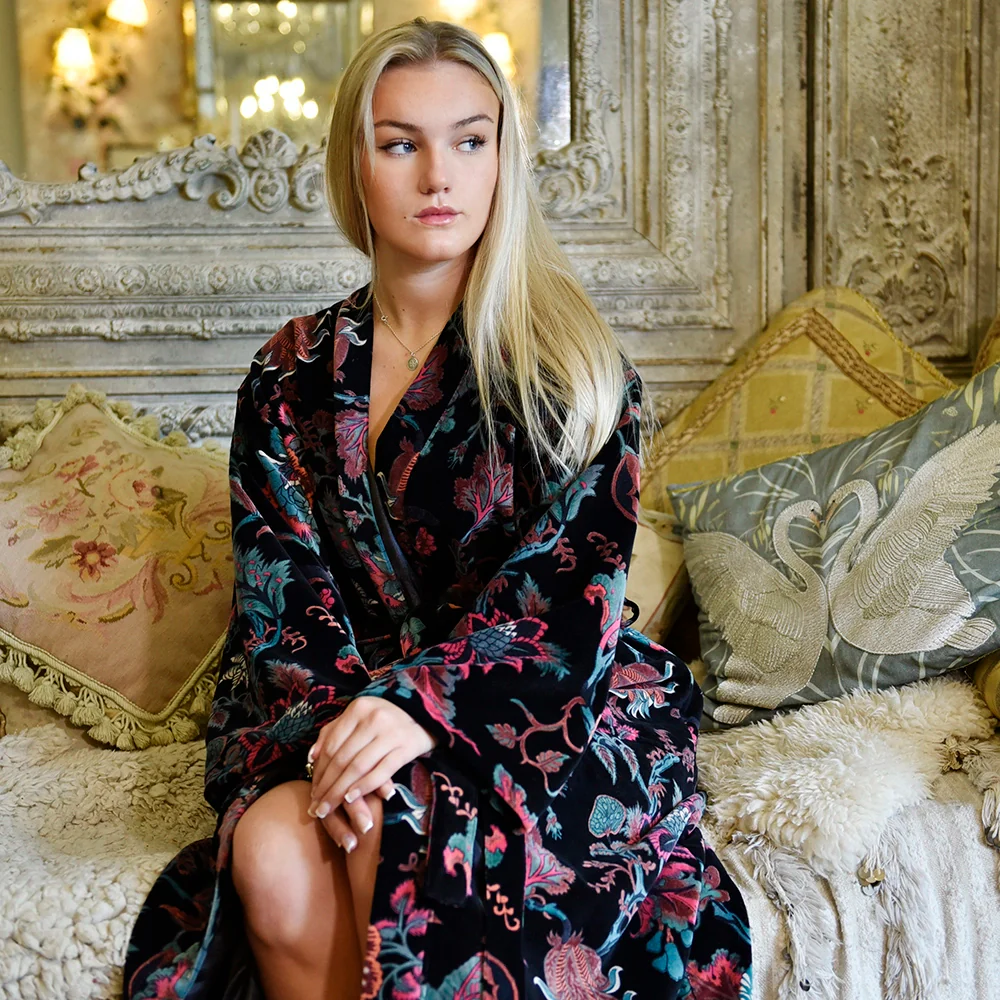 Luxurious Regency Robe with Exotic Flowers in Black - Image 3