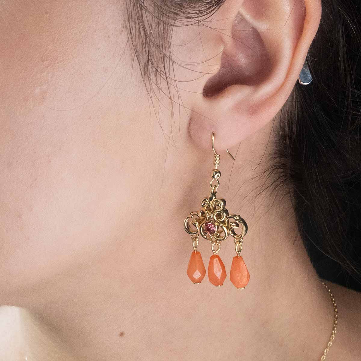 Regency Coral Drop Earrings - Image 4