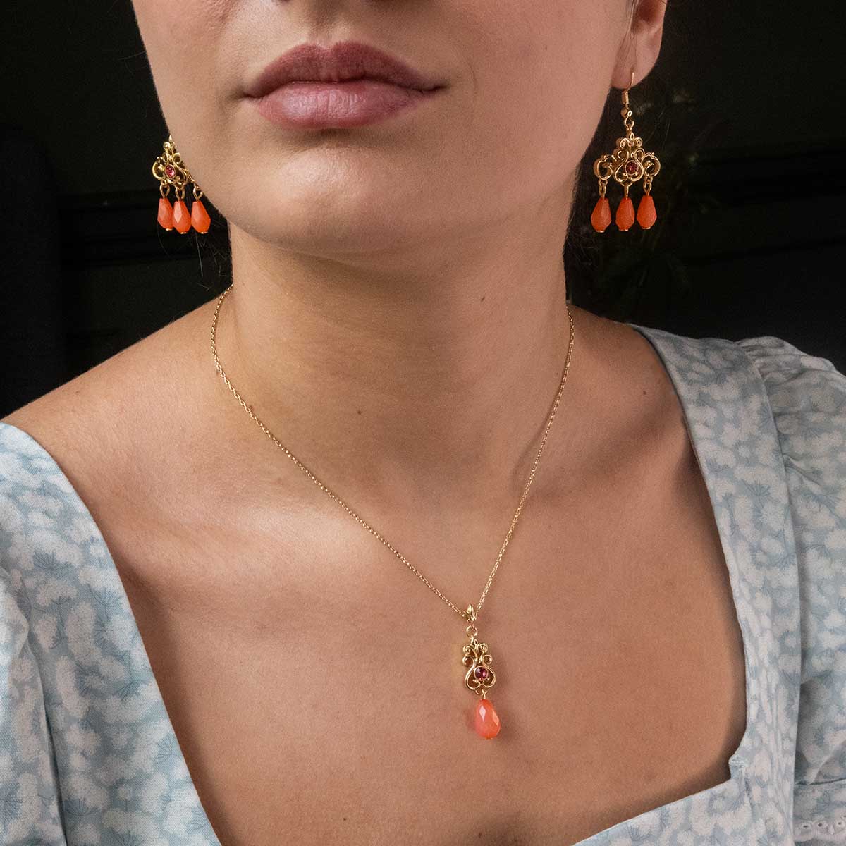 Regency Coral Necklace - Image 4