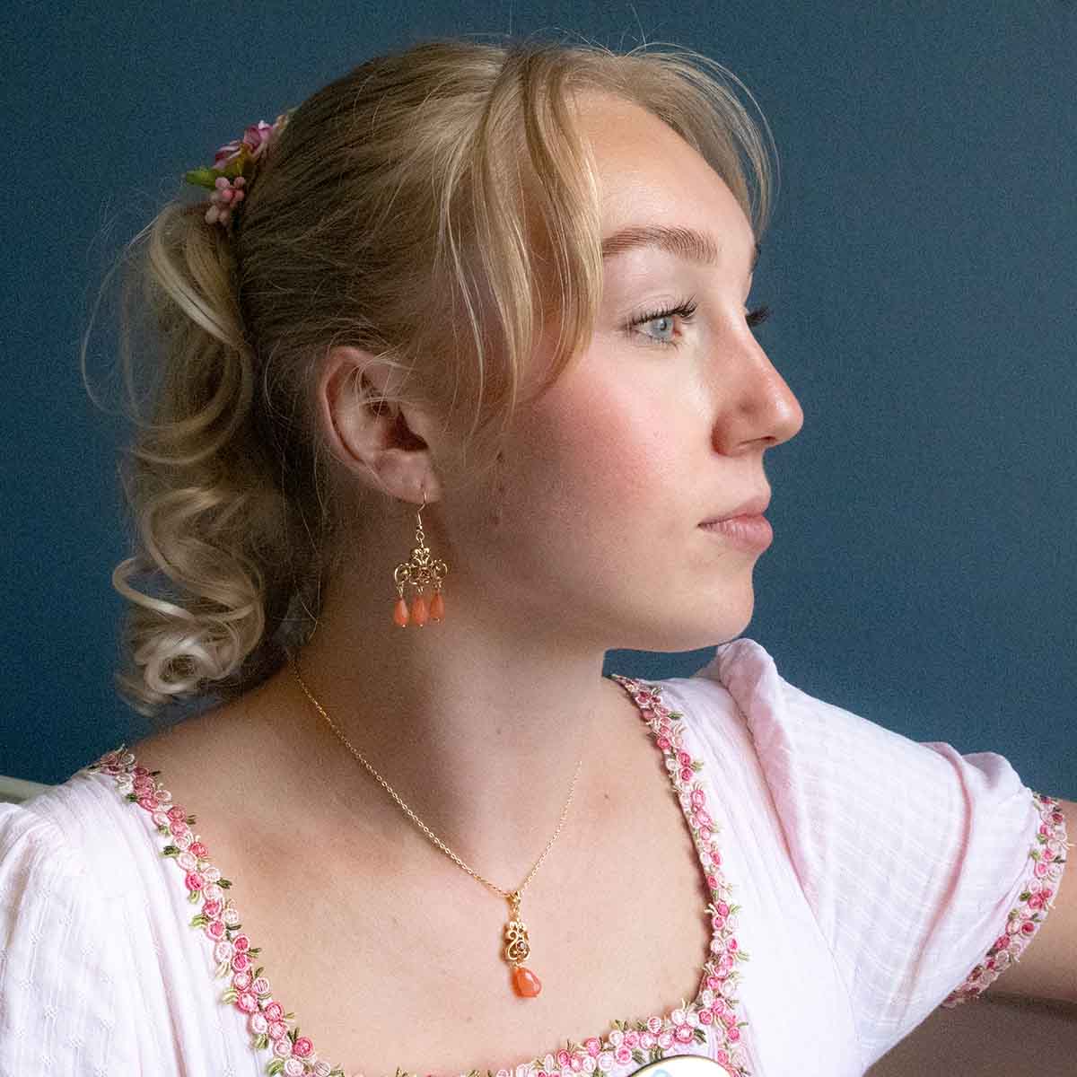Regency Coral Necklace - Image 7