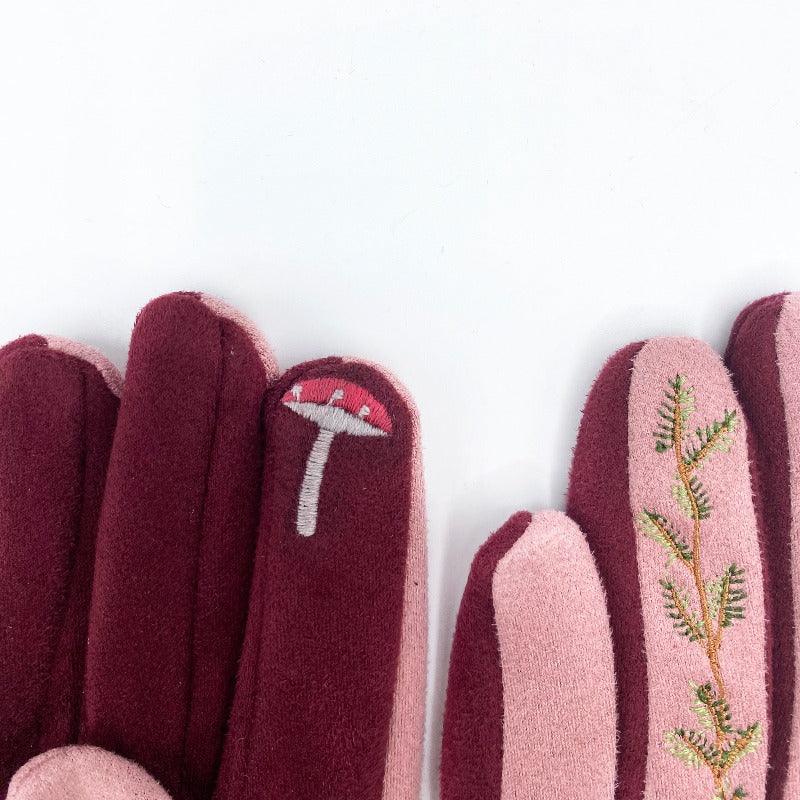 Regency English Garden Hedgehog Gloves - Image 3
