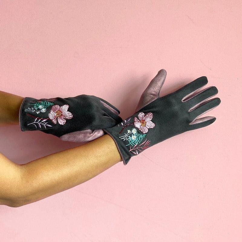 Regency English Garden Posy Gloves - Image 4